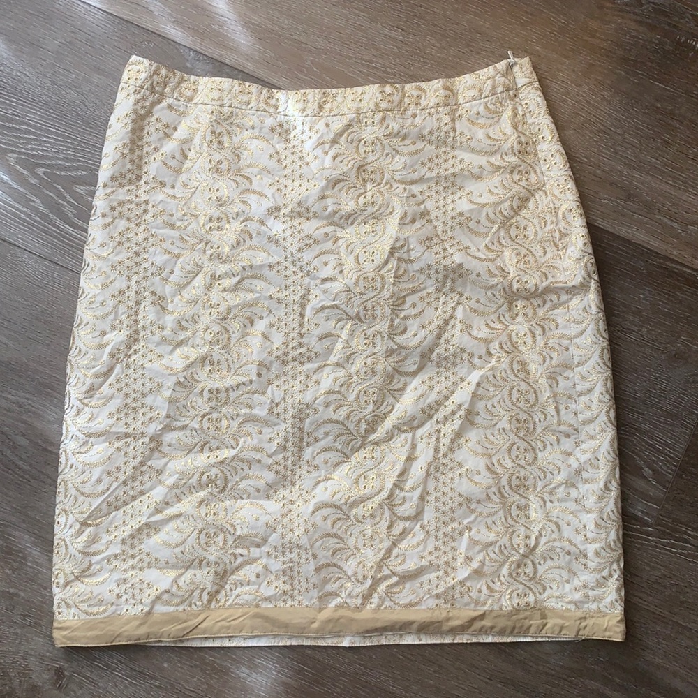 Cream and metallic gold embroidered Banana Republic skirt